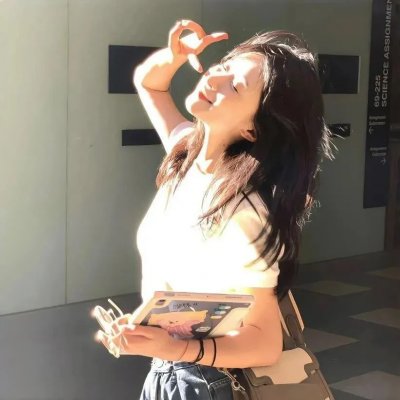 姹紫嫣红碧绿波